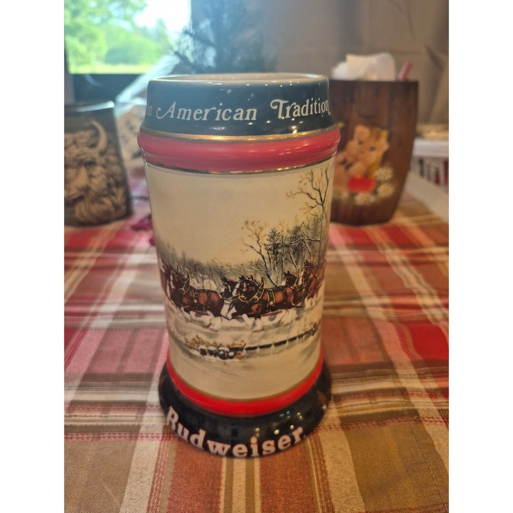Vintage 1990 Budweiser Holiday Stein An American Tradition Clydesdales - Picture 4 of 11